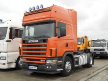 автомобілі авто вантажівки напівпричепи причепи з Польщі Європи