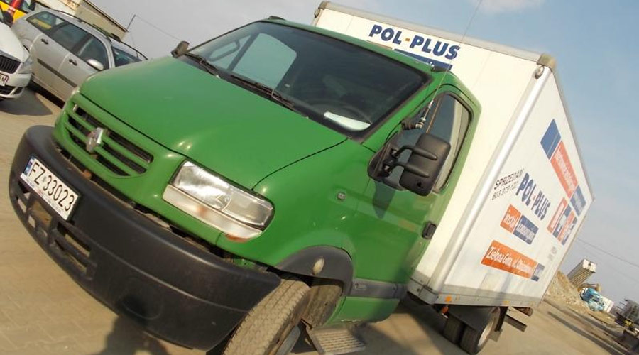 автомобілі авто вантажівки напівпричепи причепи з Польщі Європи